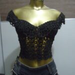 Cropped Ciganinha Preto e Dourado. – Crochê - Imagem 2