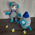 Foguete e Astronauta em Amigurumi. - Imagem 4