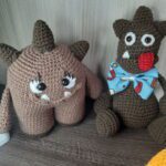Kit 5 Monstrinhos em Amigurumi. - Imagem 2