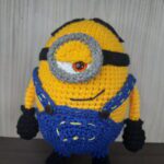 Minion Bob em Amigurumi. - Imagem 3