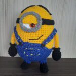 Minion Bob em Amigurumi. - Imagem 2