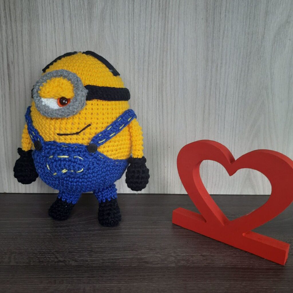 Minion Bob em Amigurumi.