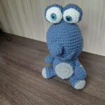 Monstrinho Azul em Amigurumi. - Imagem 4