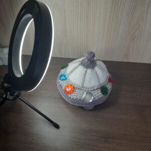 Nave e Et em Amigurumi