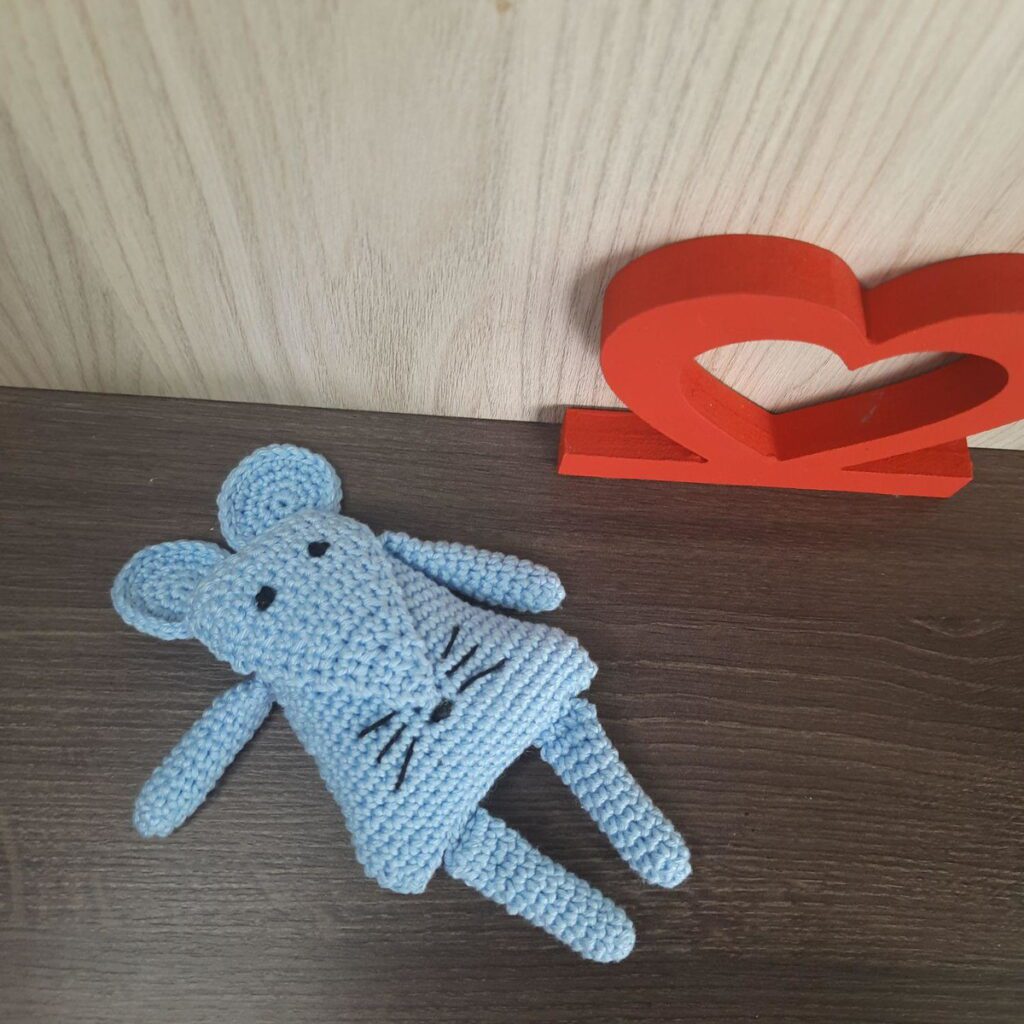 Ratinho em Amigurumi