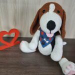 Cachorro Beagle em Amigurumi - Imagem 1