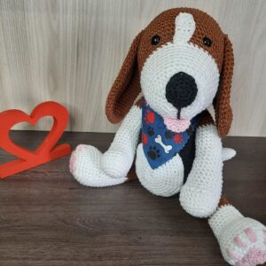 Cachorro Beagle em Amigurumi