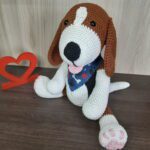 Cachorro Beagle em Amigurumi - Imagem 3
