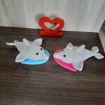 Casal de Golfinhos em Amigurumi. - Imagem 4