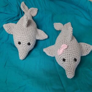 Casal de Golfinhos em Amigurumi.