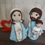Sagrada Família em Amigurumi. - Imagem 4
