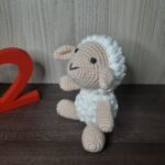 Baby Ovelhinha em Amigurumi - Imagem 5