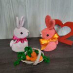 Casal de Coelhinhos em Amigurumi - Imagem 5