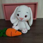 Coelha Fofa em Amigurumi - Imagem 5