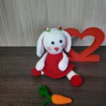 Coelhinha em Amigurumi - Imagem 2