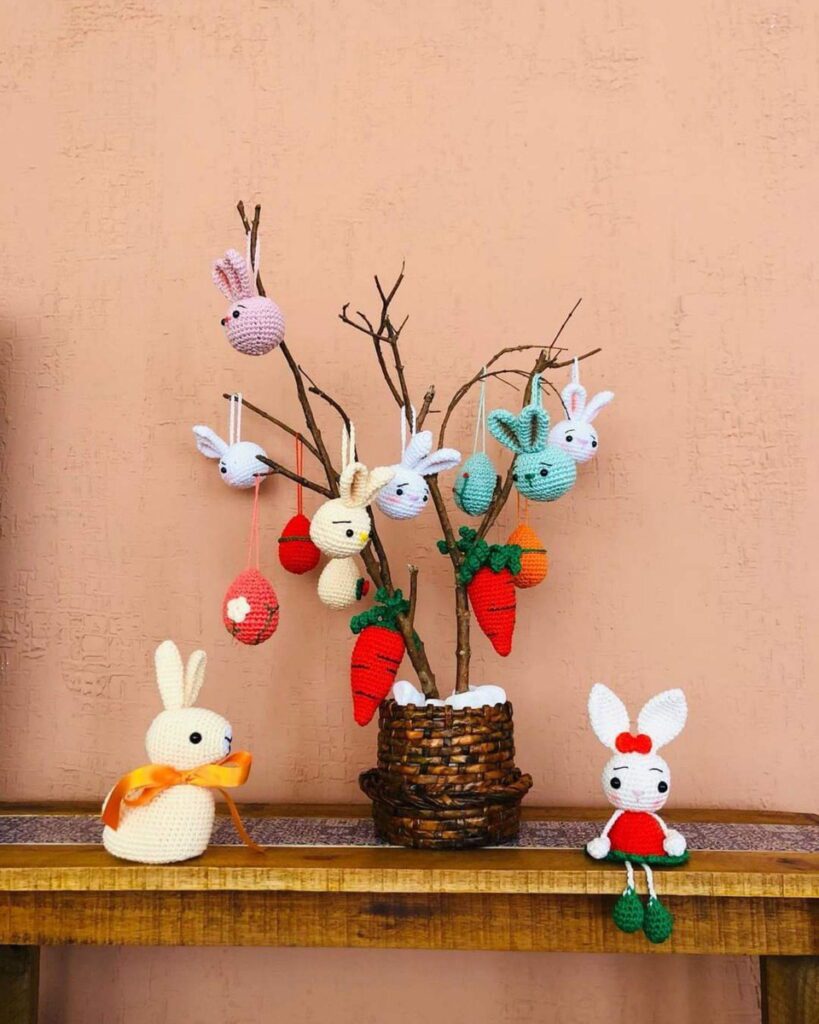 Kit Coelhinho e Ovinhos em Amigurumi