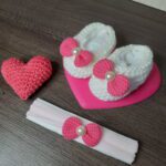 Sapatilha de Lã e Faixinha. - Imagem 2