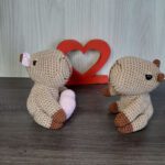 Capivara Apaixonada em Amigurumi - Imagem 2