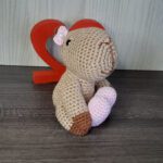 Casal de Capivaras Apaixonadas em Amigurumi - Imagem 3