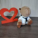 Doutor Capivara em Amigurumi - Imagem 2