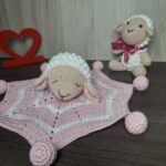 Kit Ovelhinha em Amigurumi - Imagem 2