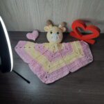 Naninha de Girafa em Amigurumi. - Imagem 3