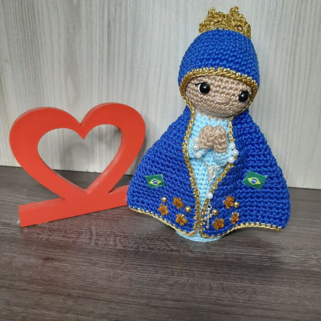 Nossa Senhora Aparecida em Amigurumi