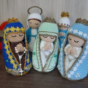 Santinha em Amigurumi