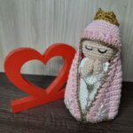 Santinha em Amigurumi - Imagem 1