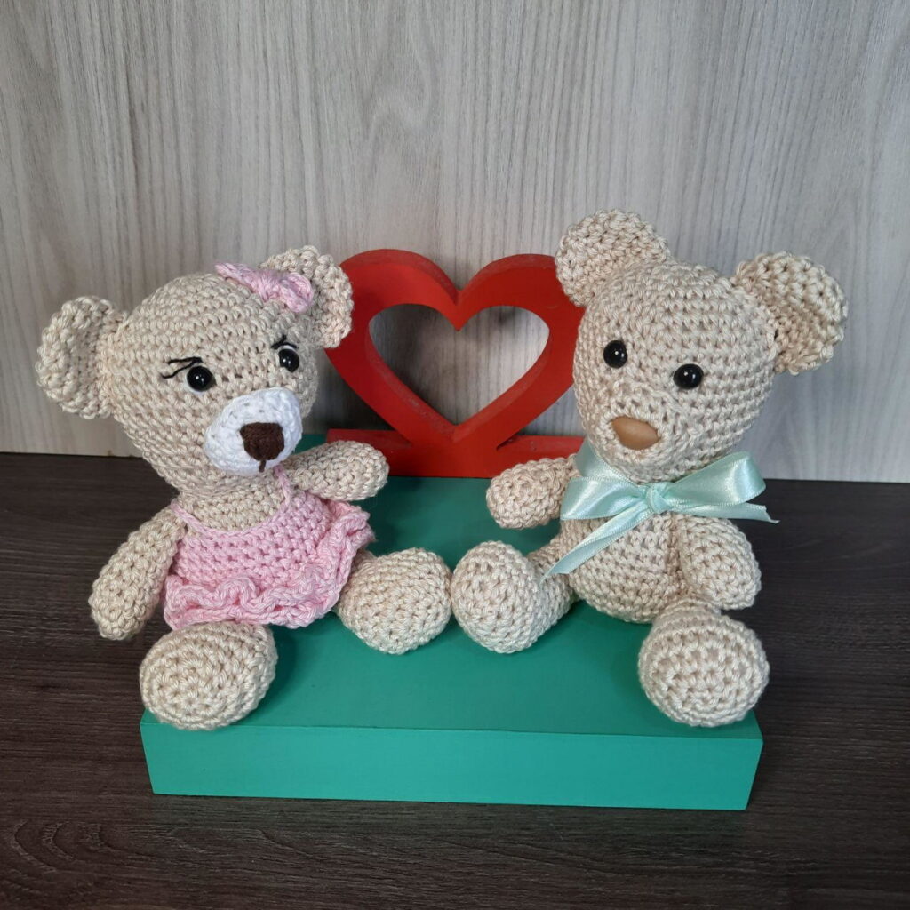 Casal de Ursinhos em Amigurumi