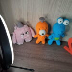 Kit 3 Monstrinhos em Amigurumi. - Imagem 2