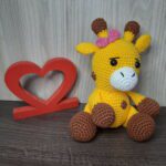 Kit Girafinha em Amigurumi. - Imagem 3