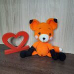 Raposinha em Amigurumi. - Imagem 3