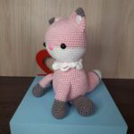 Raposinha Rosa em Amigurumi - Imagem 2