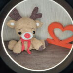 Rena em Amigurumi - Imagem 1