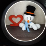 Boneco de Neve em Amigurumi. - Imagem 3