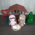 Sagrada Família em Amigurumi - Imagem 4