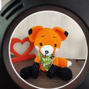 Raposinha em Amigurumi.