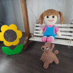 Boneca e Cachorrinho em Amigurumi. - Imagem 2
