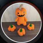 Cabeça de Abóbora e Sua Abobrinhas em Amigurumi - Imagem 1