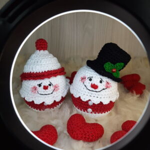 Cupcakes de Natal em Amigurumi.