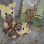 Chocalho de Girafa em Amigurumi - Imagem 4