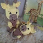 Kit Baby Girafa em Amigurumi. - Imagem 2