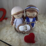 Sagrada Família em Amigurumi - Imagem 3