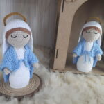 Nossa Senhora das Graças em Amigurumi. - Imagem 5
