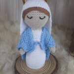 Nossa Senhora das Graças em Amigurumi. - Imagem 4