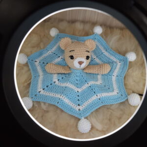 Naninha de Ursinho em Amigurumi.