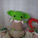 Baby Yoda em Amigurumi - Imagem 4