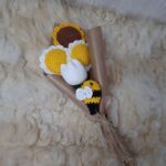 Buquê de Flores e Abelhinha - Imagem 4