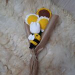 Buquê de Flores e Abelhinha - Imagem 2